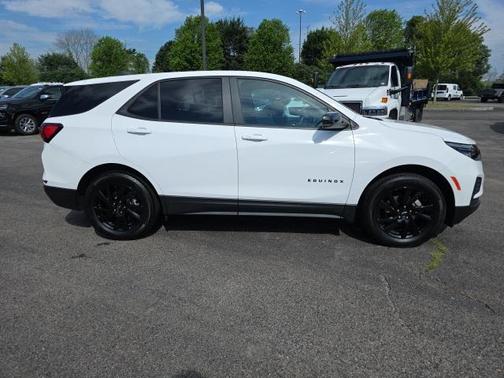 2023 Chevrolet Equinox LS