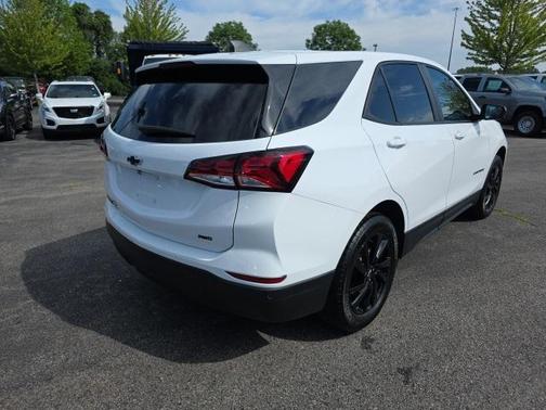 2023 Chevrolet Equinox LS