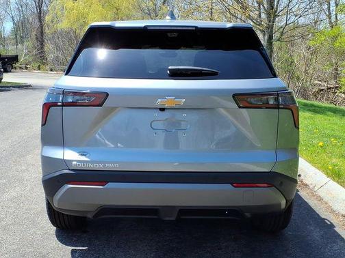 Sterling Gray Metallic 2026 Chevrolet Equinox 1LT