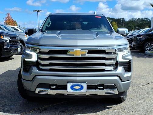 Sterling Gray Metallic 2026 Chevrolet Silverado 1500 High Country