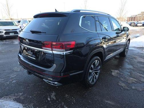 2023 Volkswagen Atlas 3.6L SEL Premium