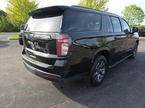 2021 Chevrolet Suburban 4WD Z71