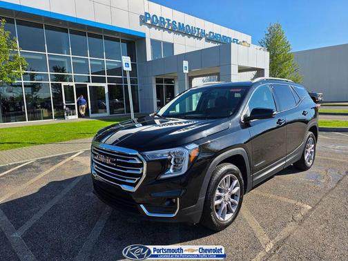 Ebony Twilight Metallic 2024 GMC Terrain SLT