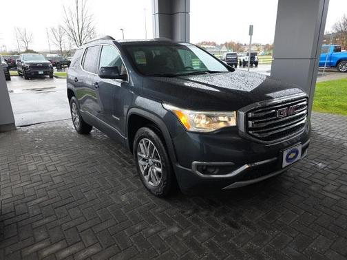 2019 GMC Acadia SLE-2