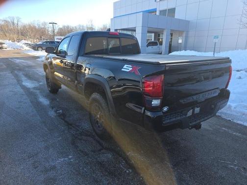 2020 Toyota Tacoma SR