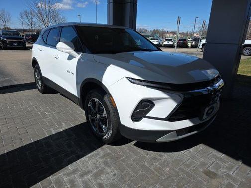 Summit White 2025 Chevrolet Blazer 2LT