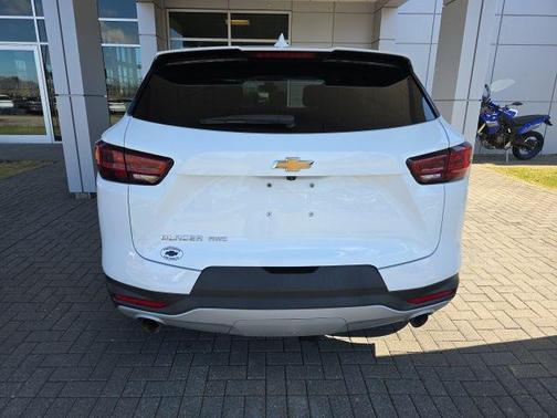 Summit White 2025 Chevrolet Blazer 2LT