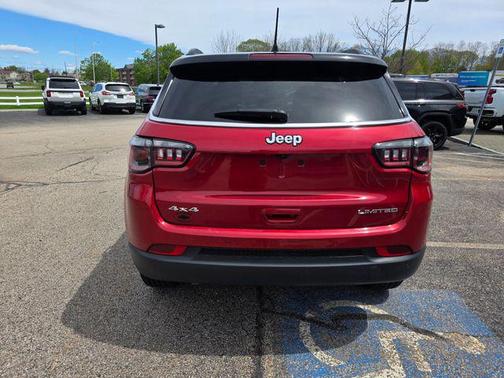 Red Hot Pearlcoat 2025 Jeep Compass Limited