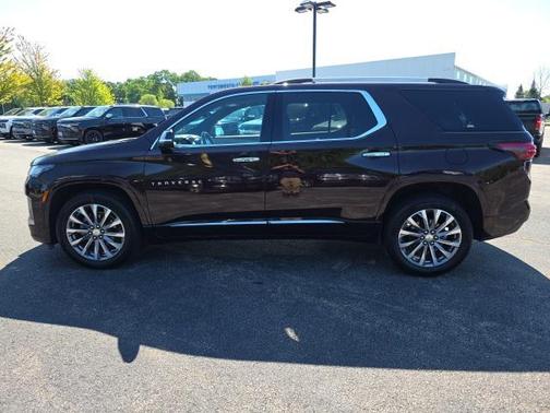 2022 Chevrolet Traverse Premier