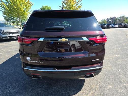 2022 Chevrolet Traverse Premier