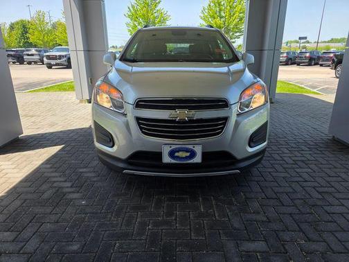 Silver Ice Metallic 2015 Chevrolet Trax LT