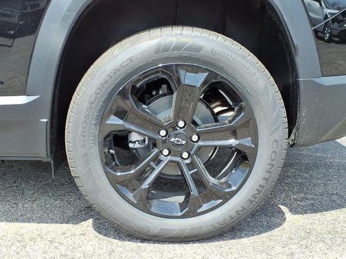 Mosaic Black Metallic 2026 Chevrolet Equinox 1LT