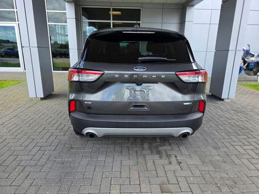 MAGNETIC METALLIC 2020 Ford Escape SE