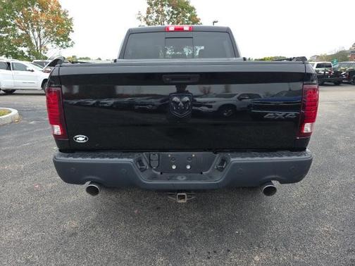 2020 RAM 1500 Classic Warlock Crew Cab 4x4 5'7' Box