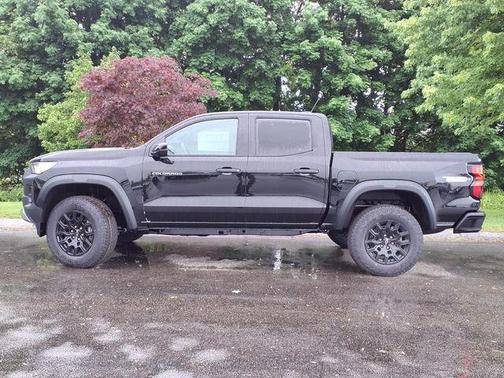 Black 2026 Chevrolet Colorado Trail Boss