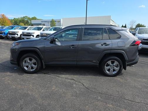 2022 Toyota RAV4 Hybrid LE