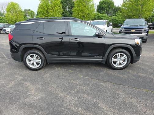 2021 GMC Terrain SLE