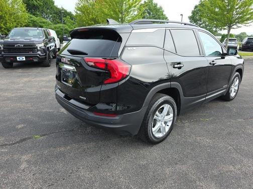 2021 GMC Terrain SLE
