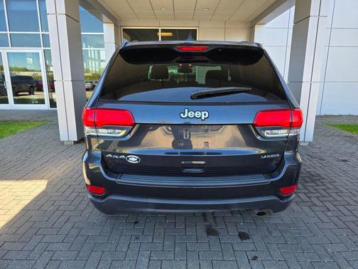 Maximum Steel Metallic Clearcoat 2015 Jeep Grand Cherokee Laredo