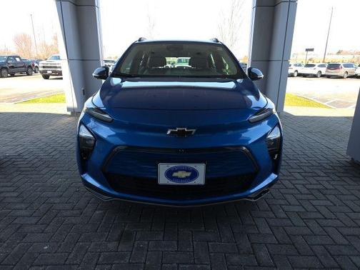 Bright Blue Metallic 2023 Chevrolet Bolt EUV FWD Premier
