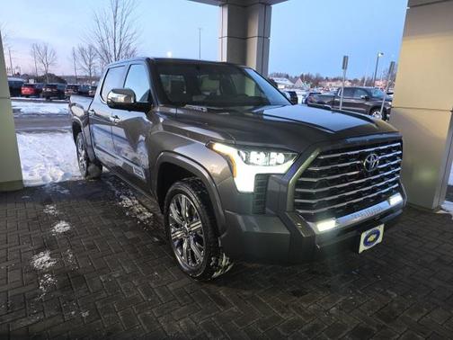 2024 Toyota Tundra Hybrid Capstone