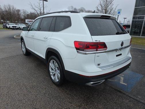 2023 Volkswagen Atlas 2.0T SE w/Technology 4MOTION