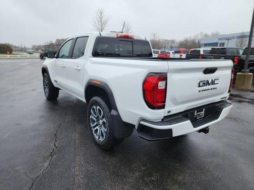 2023 GMC Canyon Base