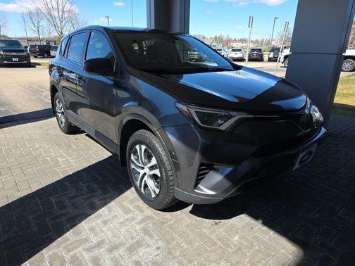 Magnetic Gray Metallic 2018 Toyota RAV4 LE
