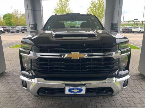 Black 2024 Chevrolet Silverado 2500 LT