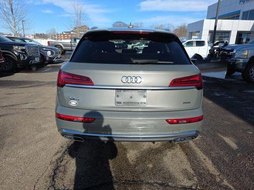 2024 Audi Q5 45 S line Premium Plus