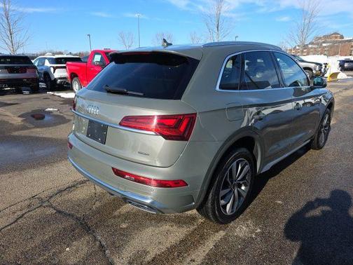 2024 Audi Q5 45 S line Premium Plus