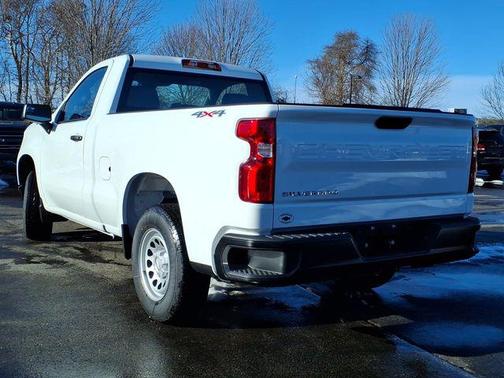 Summit White 2026 Chevrolet Silverado 1500 WT