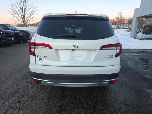2020 Honda Pilot AWD Elite