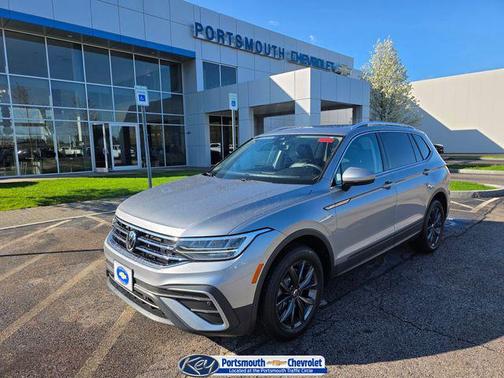 Silver Metallic 2022 Volkswagen Tiguan 2.0T SE 4MOTION