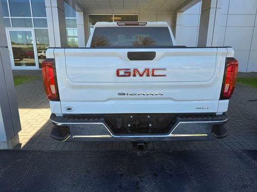 Summit White 2024 GMC Sierra 1500 SLT