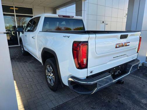 Summit White 2024 GMC Sierra 1500 SLT
