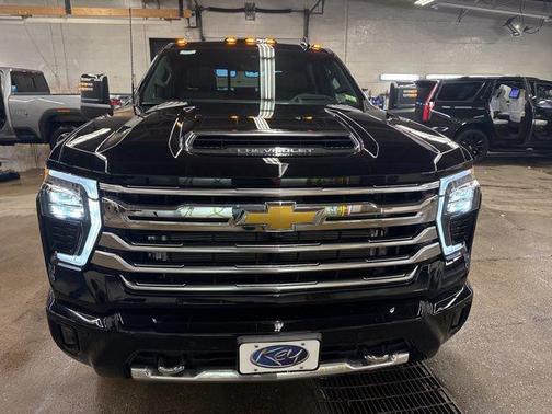 Black 2026 Chevrolet Silverado 2500 High Country