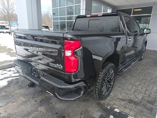 2022 Chevrolet Silverado 1500 High Country