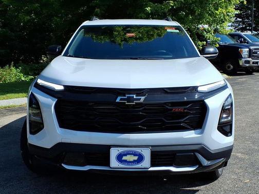 Polar White Tricoat 2026 Chevrolet Equinox AWD RS
