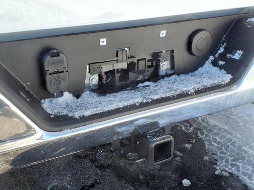 Summit White 2026 Chevrolet Silverado 1500 LT