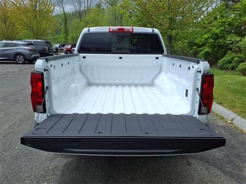 2025 Chevrolet Colorado WT