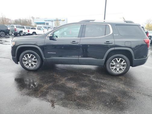 2022 GMC Acadia AWD SLE