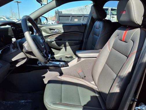 2025 Chevrolet Trax FWD 2RS