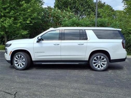 2025 Chevrolet Suburban Premier