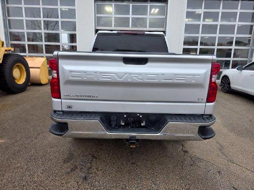 Silver Ice Metallic 2021 Chevrolet Silverado 1500 LT