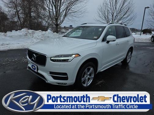 2016 Volvo XC90 T5 Momentum