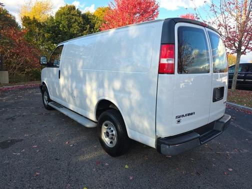 2023 GMC Savana 2500 Work Van