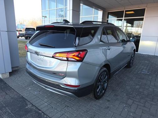 2023 Chevrolet Equinox AWD RS