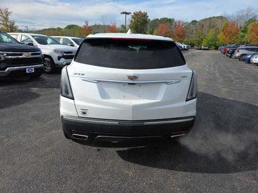2021 Cadillac XT5 Sport