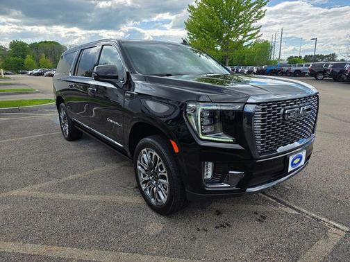 Onyx Black 2024 GMC Yukon XL Denali Ultimate